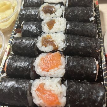 312 Fish Market - Smoked Salmon Roll & Shiitke Mushroom Maki & Kampyo Maki - Sushi Bars Near Me - Chicago, Illinois 312 Fish Market - Smoked Salmon Roll & Shiitke Mushroom Maki & Kampyo Maki - Sushi Bars Near Me - Chicago, Illinois