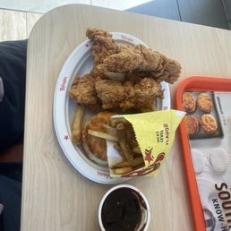 Bo's Chicken Tenders Combo Bo's Chicken Tenders Combo