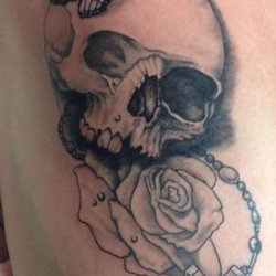 Smokin' Guns Tattoo