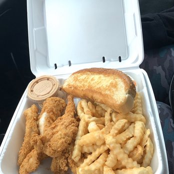 Raising Cane’s Chicken Fingers - Eating in the "Coronavirus dining room" aka the parking lot ! (Caniac combo) - Fast Food Near Me - Chillicothe, Ohio Raising Cane’s Chicken Fingers - Eating in the "Coronavirus dining room" aka the parking lot ! (Caniac combo) - Fast Food Near Me - Chillicothe, Ohio