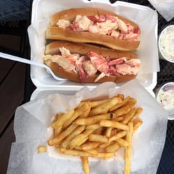 Charlies Famous Roast Beef & Lobster Rolls