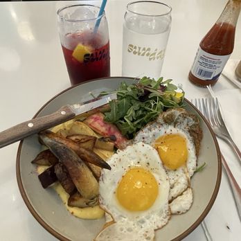 Sunday - Root Vegetable Hash Iced Tea - Breakfast & Brunch Near Me - St Augustine, Florida