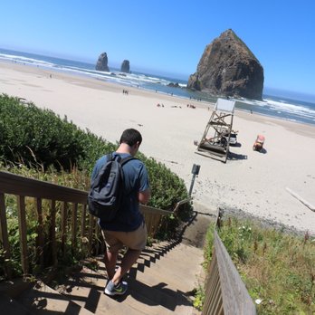 Haystack Rock - Landmarks & Historical Buildings Near Me - Cannon Beach, Oregon