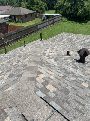 Roof Tech Contractors Logo