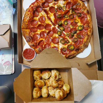 Society Pie - Pizza and garlic knots. - Pizza Near Me - Hillsboro, Oregon