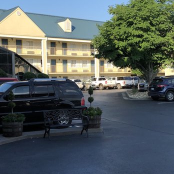 Colonial House Motel Hotels 3545 Pkwy Pigeon Forge Tn Phone Number