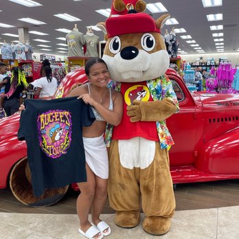 Buc-ee's - Me & Buc-ee - Gas Stations Near Me - Daytona Beach, Florida