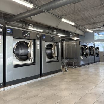 Supermatt Laundromat - Clean and ready - Laundromat Near Me - Pompano Beach, Florida Supermatt Laundromat - Clean and ready - Laundromat Near Me - Pompano Beach, Florida