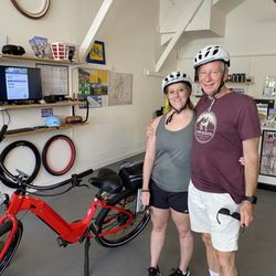 inclinE-Bikes - The owners couldn't have been more helpful to explain and make sure we had everything we needed to have a safe and good time.