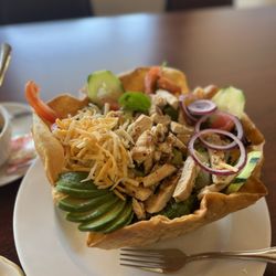 Willie's Cafe - Taco salad