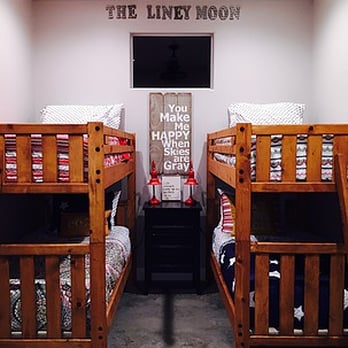 The Liney Moon - Vacation Rentals Near Me - Dripping Springs, Texas The Liney Moon - Vacation Rentals Near Me - Dripping Springs, Texas