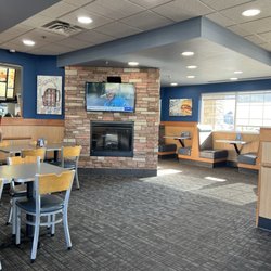 Culver's - Seating area with TV.