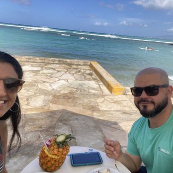 Barefoot Beach Cafe - Breakfast & Brunch Near Me - Honolulu, Hawaii