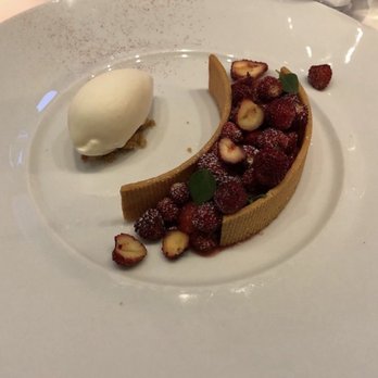 Le 114 Faubourg - French Near Me - Paris, 75 Le 114 Faubourg - French Near Me - Paris, 75
