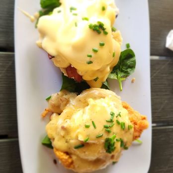 Ruby Sunshine Knoxville - chicken st. charles and eggs Blackstone the O.G. bennie - Breakfast & Brunch Near Me - Knoxville, Tennessee