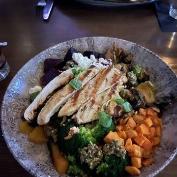 Tavern in the Square - quinoa bowl w chicken - New American Near Me - Lowell, Massachusetts Tavern in the Square - quinoa bowl w chicken - New American Near Me - Lowell, Massachusetts