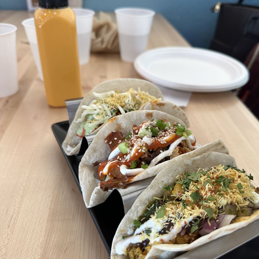 Moti Cafe - Samosa Smash Taco, Butter Masala Paneer Taco, and 3 Tacos - Indian Near Me - Glenview, Illinois Moti Cafe - Samosa Smash Taco, Butter Masala Paneer Taco, and 3 Tacos - Indian Near Me - Glenview, Illinois