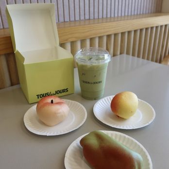Tous Les Jours - spread - Desserts Near Me - Brea, California Tous Les Jours - spread - Desserts Near Me - Brea, California