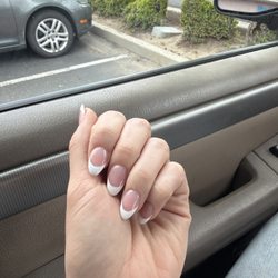 Beauty Nails - French tip acrylic set
