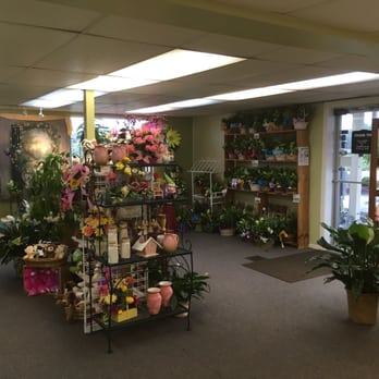 Beavercreek Florist - A little bit of anything and everything here. Nice gifts too and greeting cards. Your one stop shop. - Florists Near Me - Dayton, Ohio Beavercreek Florist - A little bit of anything and everything here. Nice gifts too and greeting cards. Your one stop shop. - Florists Near Me - Dayton, Ohio
