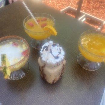 Bill's Cafe - Mimosa, strawberry peach mimosa, hazelnut mocha - Breakfast & Brunch Near Me - Fremont, California