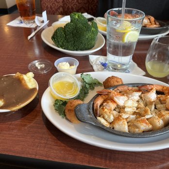 Surf Rider Restaurant - Seafood Surfrider - New American Near Me - Chesapeake, Virginia Surf Rider Restaurant - Seafood Surfrider - New American Near Me - Chesapeake, Virginia