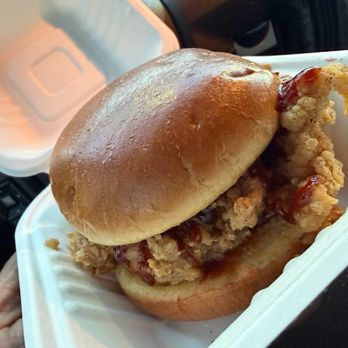 Yas Chicken Express - Chicken Shop Near Me - Enterprise, Nevada