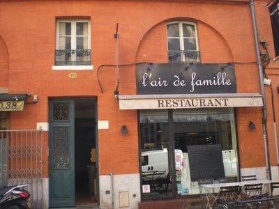 L' Air de Famille by null