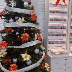 Rainbow Nails Spa - Xmasss