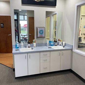 Advanced Orthodontics - Brushing Station - Orthodontists Near Me - Aurora, Colorado Advanced Orthodontics - Brushing Station - Orthodontists Near Me - Aurora, Colorado