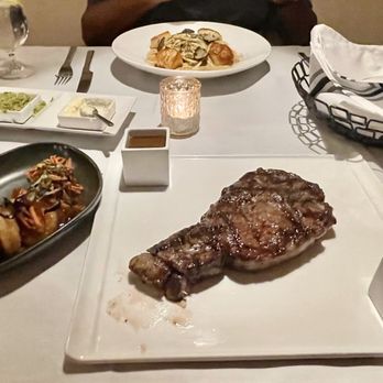 Ernie's Food & Spirits - Aged Rib Eye, Shrimp and Scallops/Pasta Dishes - Steakhouses Near Me - Manteca, California