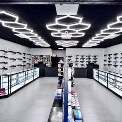 Area 52 Gun & Pawn