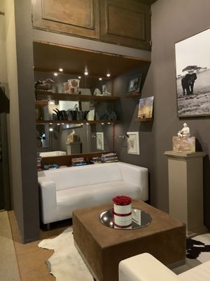 Porcellino Gallery by null