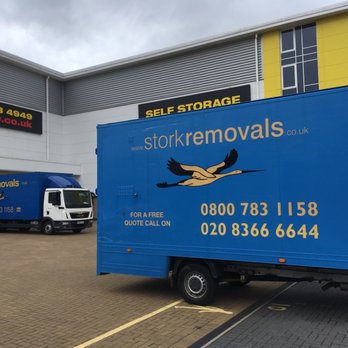 Storkremovals and Storage ltd - Moving customer into storage. - Self Storage Near Me - Enfield, XGL Storkremovals and Storage ltd - Moving customer into storage. - Self Storage Near Me - Enfield, XGL