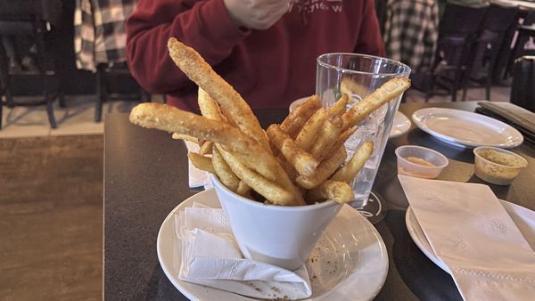 Shine Square Pub by null