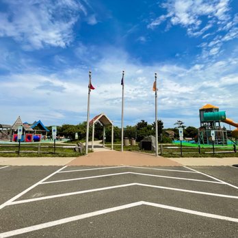 Seven Presidents Oceanfront Park - entrance - Beaches Near Me - Long Branch, New Jersey Seven Presidents Oceanfront Park - entrance - Beaches Near Me - Long Branch, New Jersey