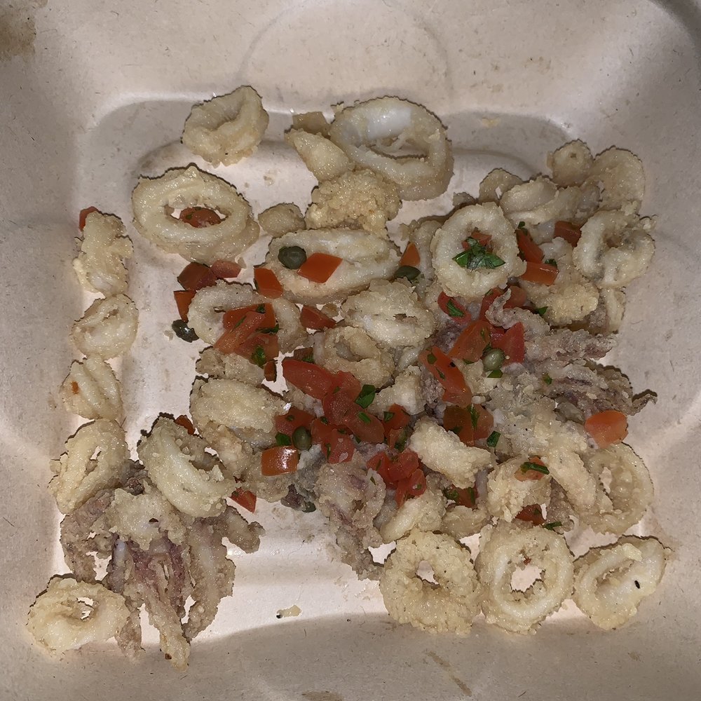Botero Lounge - Calamari - Lounges Near Me - Kihei, Hawaii