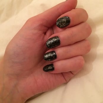 Lux Nail Bar - The Lux Bar Mani - Nail Salons Near Me - Toronto, Ontario