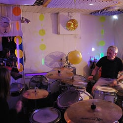 Kenny Hyslop Drum Lessons