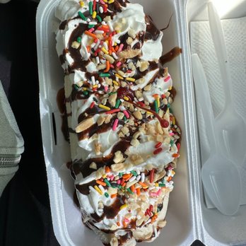 New Donuts & Water - Donuts Near Me - Maywood, California New Donuts & Water - Donuts Near Me - Maywood, California