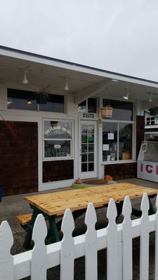 Greenbank Pantry & Deli by null