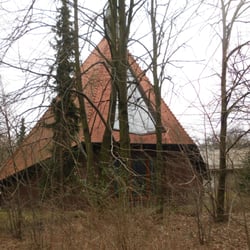 Bruder Klaus Kirche - Könnte auchein Ufo sein