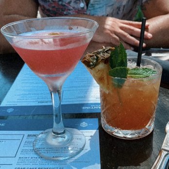 Brigantine - Cosmo and Mai Tai - Seafood Near Me - Coronado, California