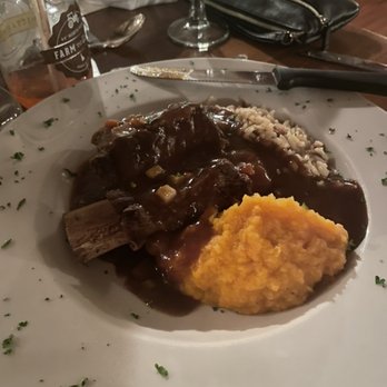 Salem Cross Inn - Salem Cross Farm's Short Ribs* - Venues & Event Spaces Near Me - West Brookfield, Massachusetts