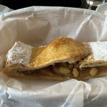 Croissant Gourmet - Apple Strudel - Bakeries Near Me - Winter Park, Florida Croissant Gourmet - Apple Strudel - Bakeries Near Me - Winter Park, Florida
