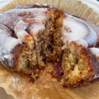 The Canyon Bakery - Vanilla cinnamon bun - Bakeries Near Me - Topanga, California