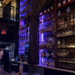 Bar Bar