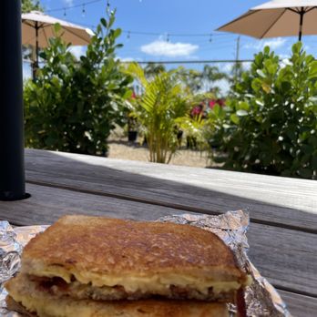 WILLY Cafe And Market - Bacon egg and cheese - Juice Bars & Smoothies Near Me - Boynton Beach, Florida WILLY Cafe And Market - Bacon egg and cheese - Juice Bars & Smoothies Near Me - Boynton Beach, Florida