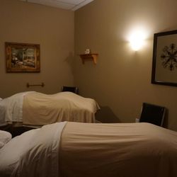 Massage Therapy Niagara - Photo