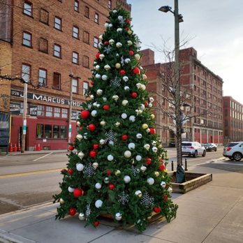 Strip District - Christmas Tree - Local Flavor Near Me Strip District - Christmas Tree - Local Flavor Near Me